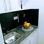 Center - Studio Apartment Pula
