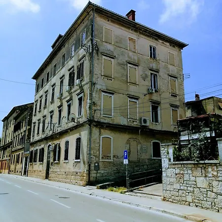 Center - Studio Apartamento