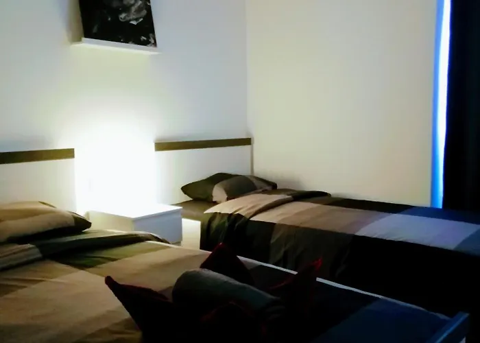 Center - Studio Apartment